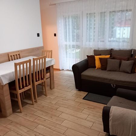 Fausztland Apartments Zamárdi Eksteriør billede